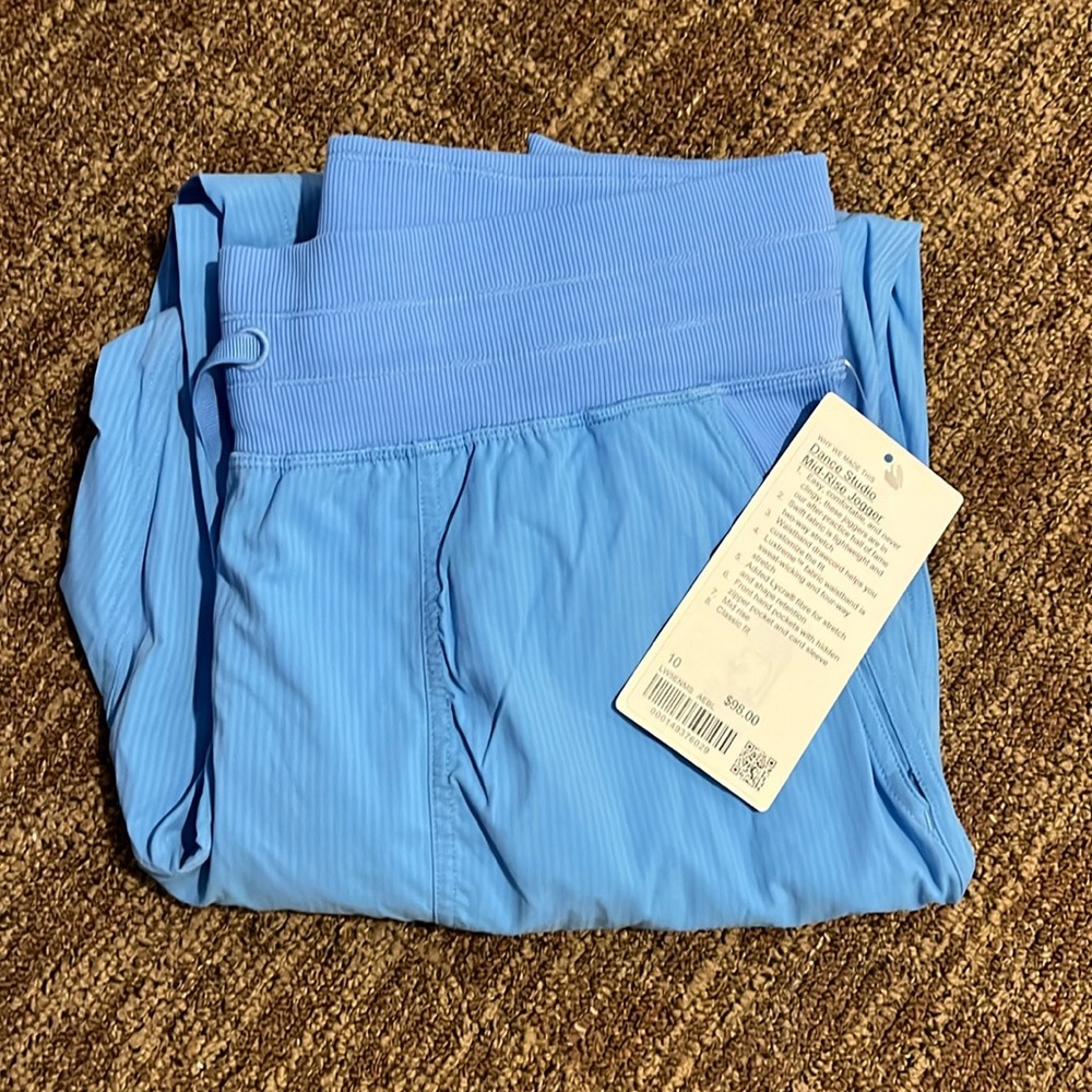Lululemon joggers